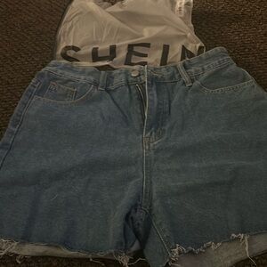 New shien boyfriend fit size large